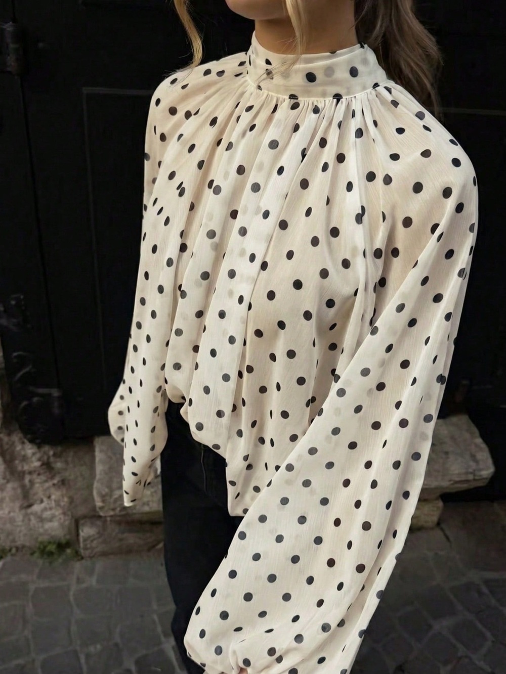 Polka Dot Balloon Sleeve Blouse
